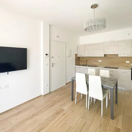 Apartamento Homiday - Roseto 4.1 *